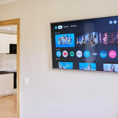 Cozy With Garden - Free Private Parking Appartement *