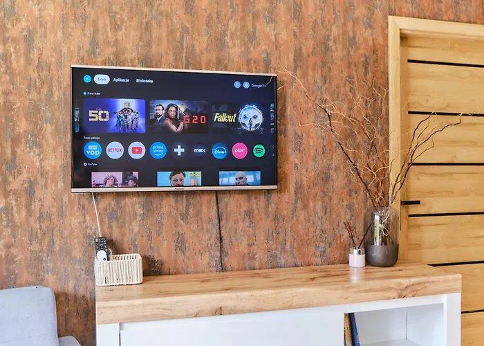 Cozy With Garden - Free Private Parking