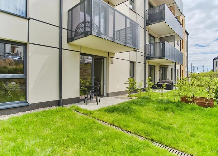Appartement Cozy With Garden - Free Private Parking *