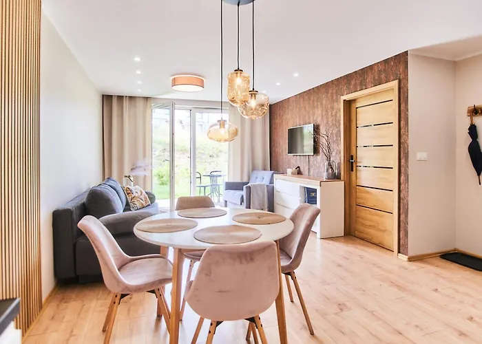 Cozy With Garden - Free Private Parking Appartement