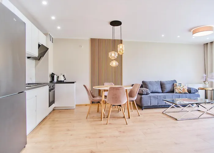 Cozy With Garden - Free Private Parking Appartement