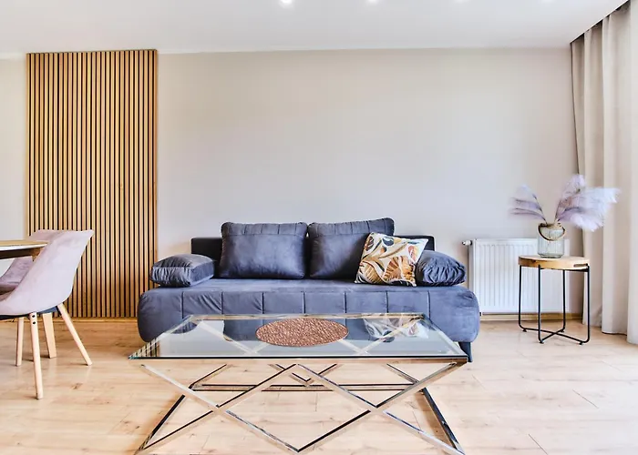 Cozy With Garden - Free Private Parking