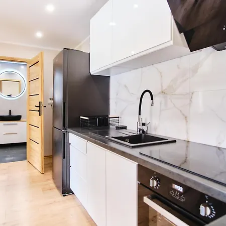 شقة Cozy With Garden - Free Private Parking غدانسك