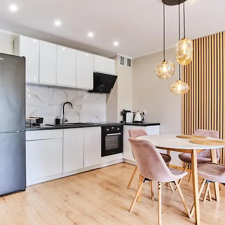 Cozy With Garden - Free Private Parking شقة *